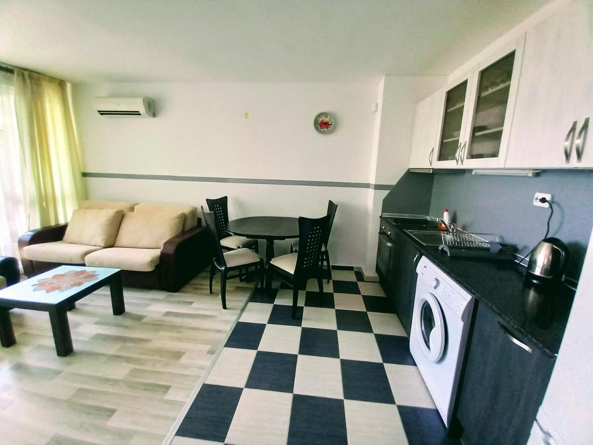 Seaview Apartment Butterfly ซันนีบีช ภายนอก รูปภาพ