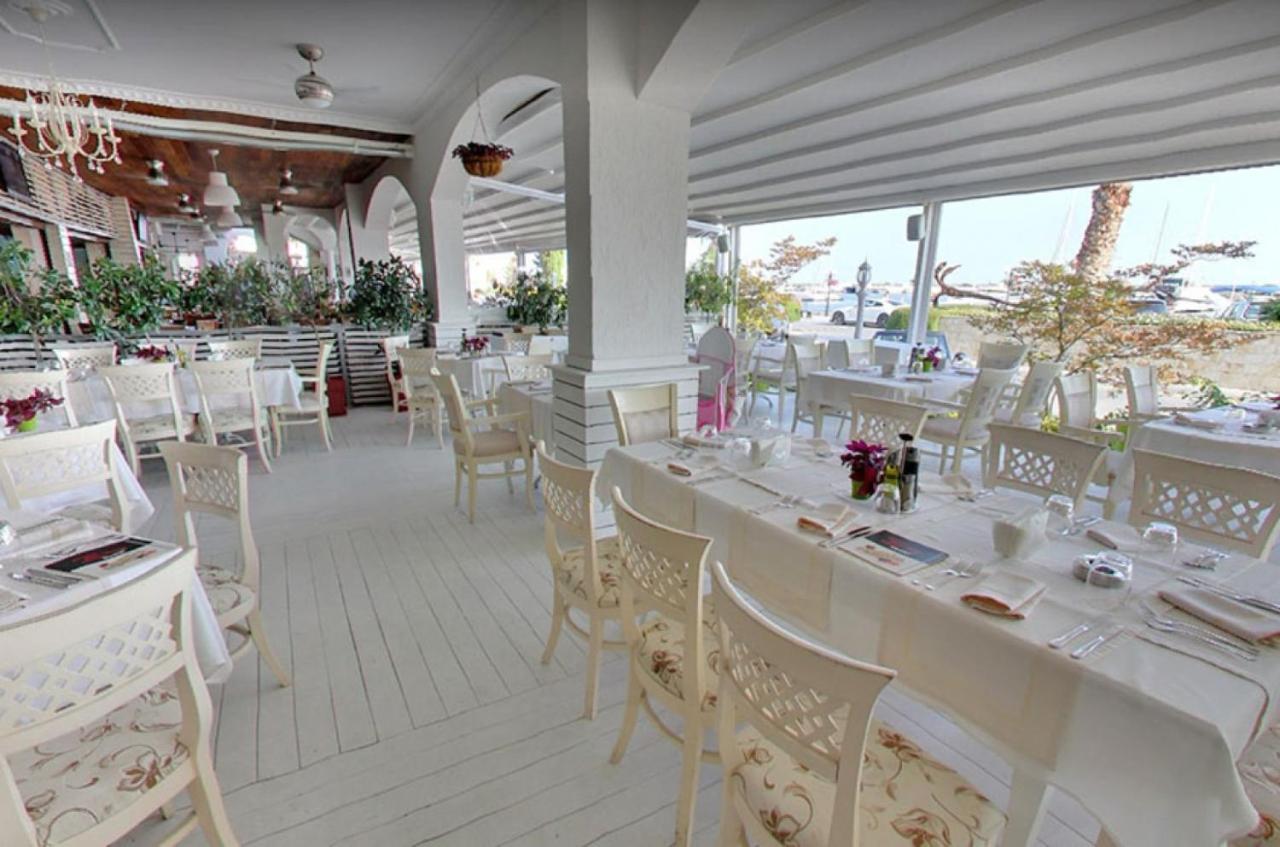 Seaview Apartment Butterfly ซันนีบีช ภายนอก รูปภาพ